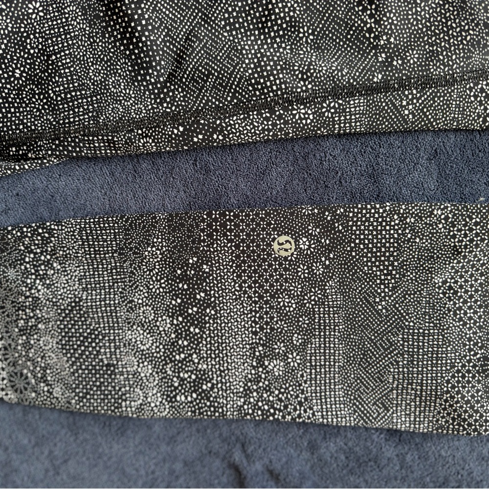 Lululemon Athletica Black and White Patterned Leggings